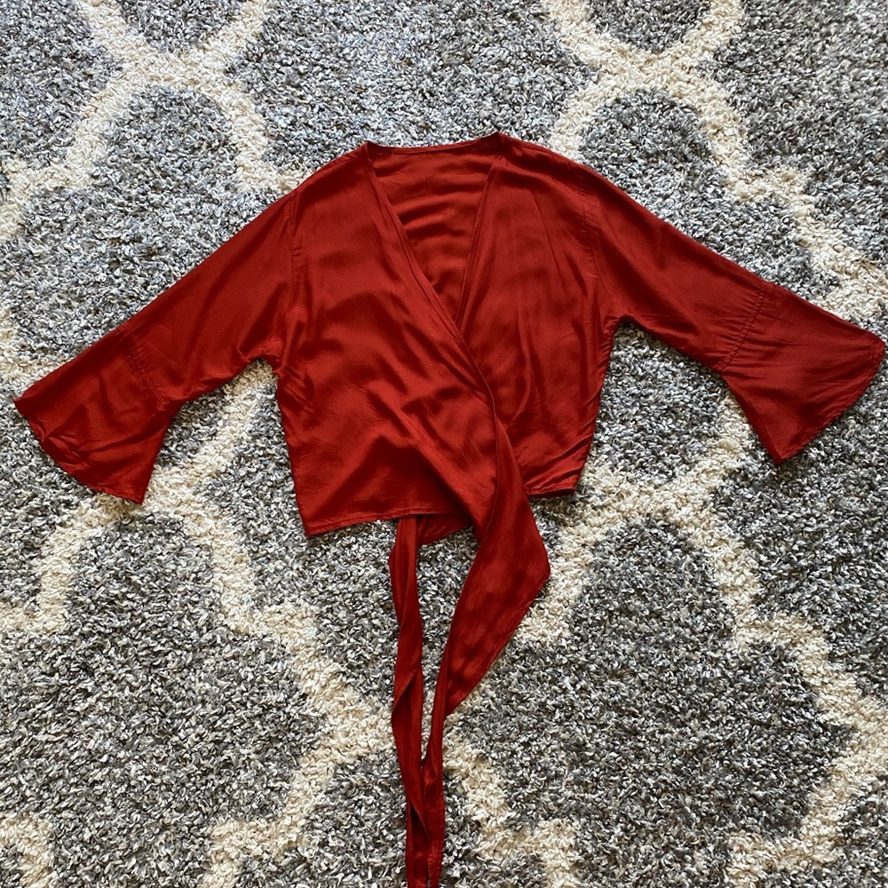 [SOLD] NEW Tie Front Bell-Sleeved Cardigan